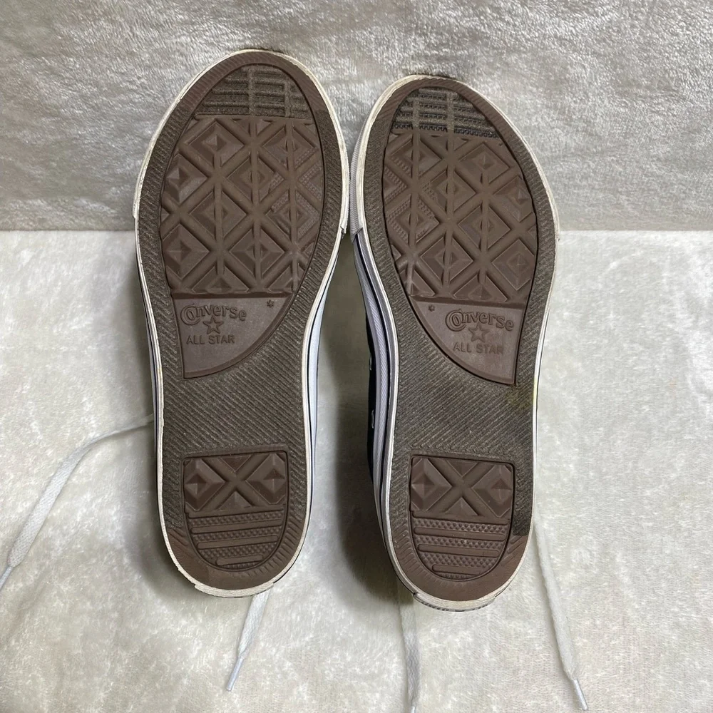 CONVERSE Chuck Taylor All-Star High Top Sneakers Kids Size 3 Canvas Laces Unisex